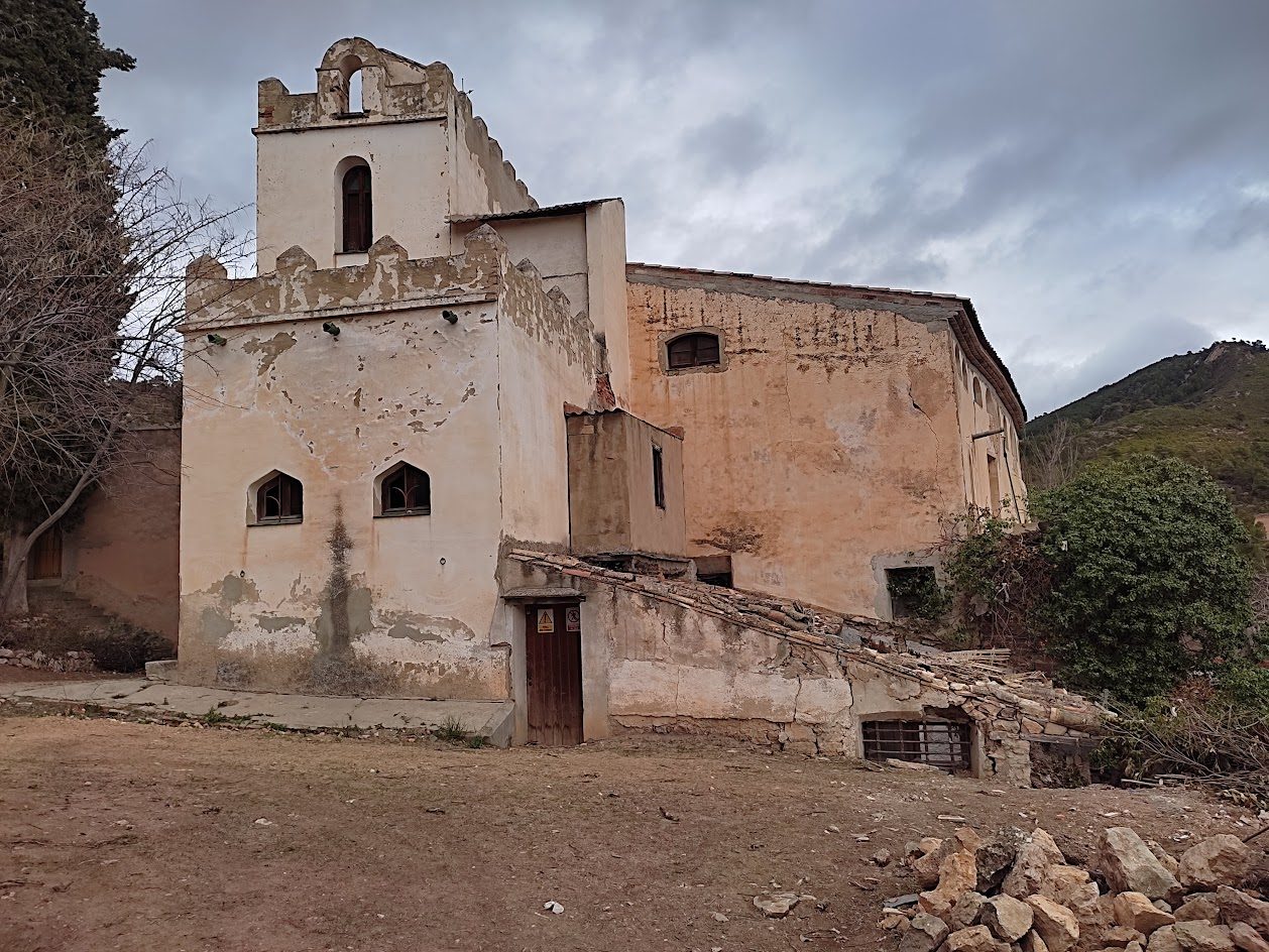 El Mas de Dalt, a la finca del Mas Roger