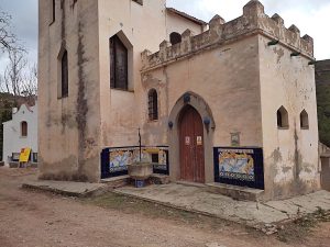 El Mas de Dalt, a la finca del Mas Roger