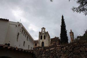El Mas de Dalt, a la finca del Mas Roger