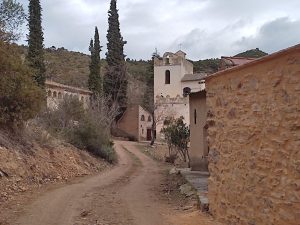 El Mas de Dalt, a la finca del Mas Roger