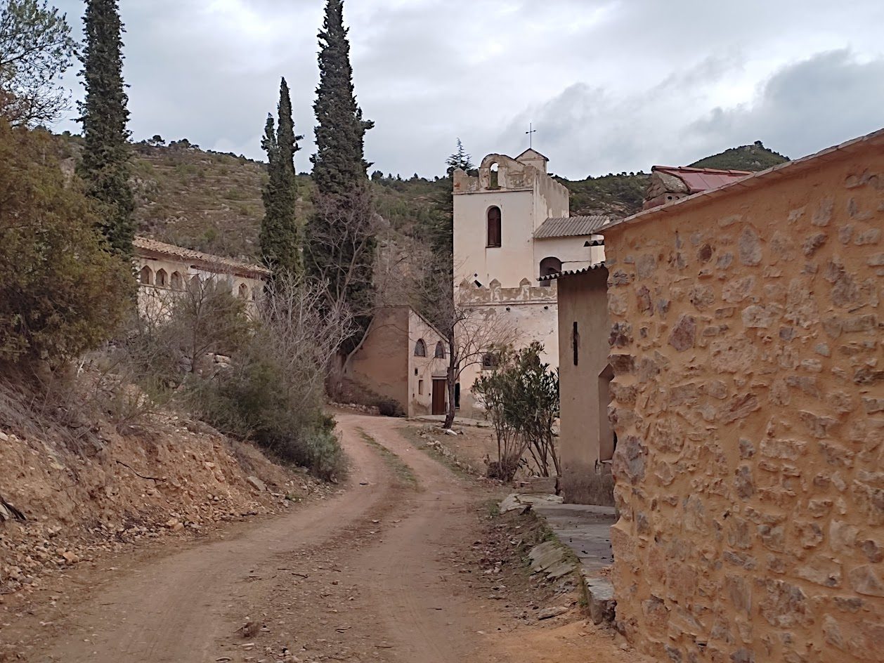 El Mas de Dalt, a la finca del Mas Roger